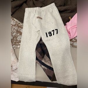 Essentials 1977 Joggers